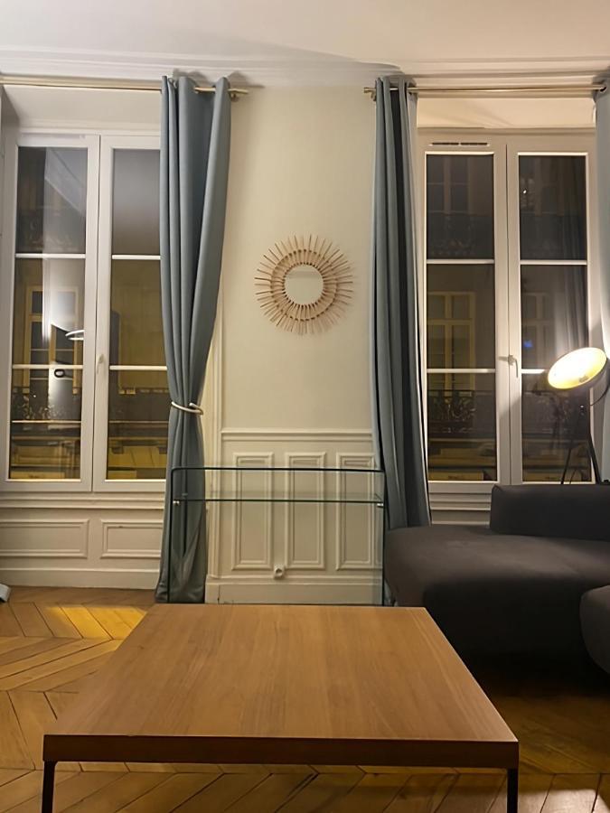 Spacious Apartment Next To Place Vendome Париж Екстер'єр фото